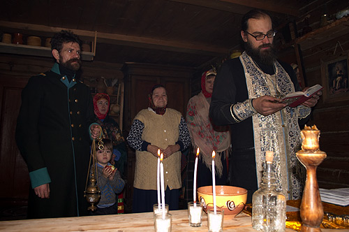 �������